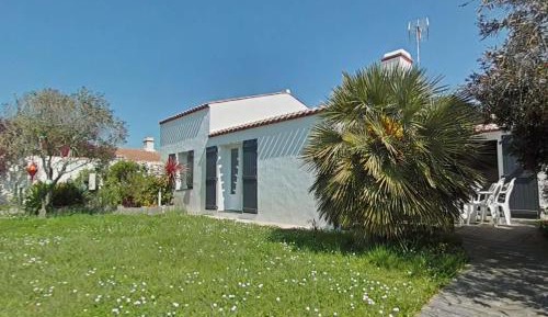 Holiday Home (7 Adults)