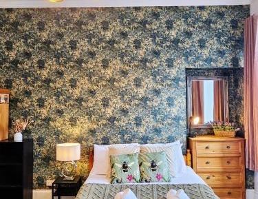 Deluxe Double Room with Castle View