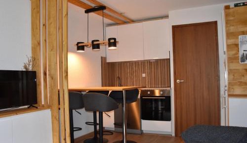 Apartment (4 Adults)