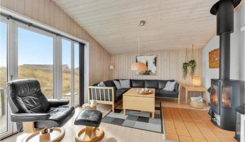 Six-Bedroom Holiday Home