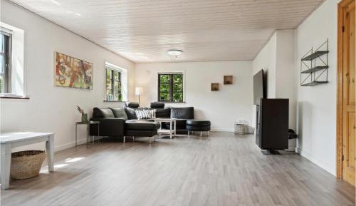 Four-Bedroom Holiday Home
