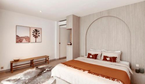 Deluxe Suite with Spa Bath