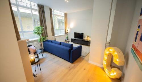 Basic Triple Room with Shared Bathroom