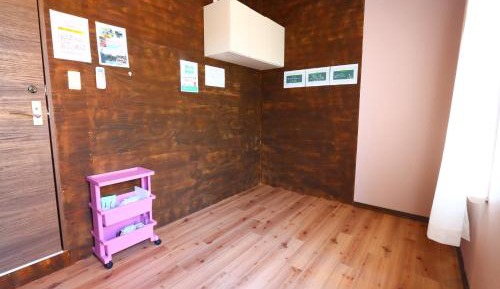 Twin Room with Shared Bathroom