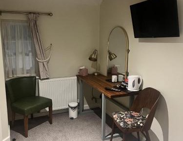 Deluxe Double Room with Shower