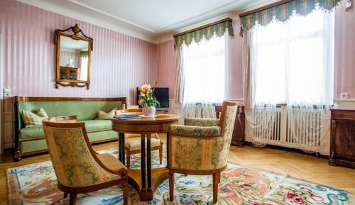 Deluxe Double Room with Bath