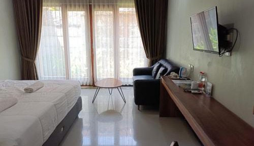 Deluxe King Room