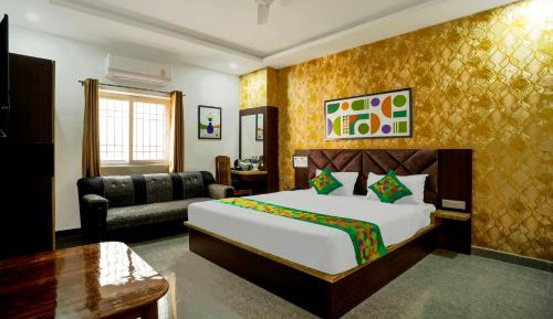 Spacious Deluxe Room with Seating Area