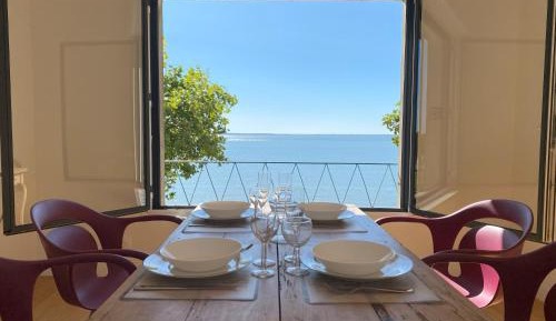 One-Bedroom Apartment with Sea View and Terrace