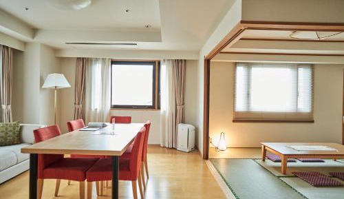 Twin Room with Tatami Area - Non-Smoking 
