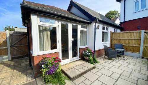 One-Bedroom Bungalow