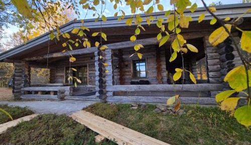 Three-Bedroom Chalet