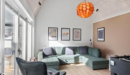 Six-Bedroom Holiday Home