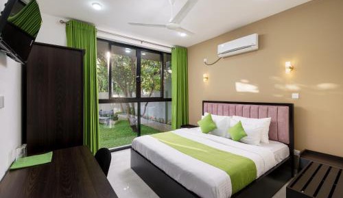 King Room with Garden View