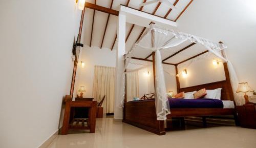 Luxury Double Room with Balcony