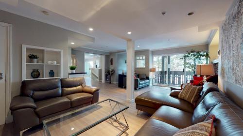 Five-Bedroom Apartment