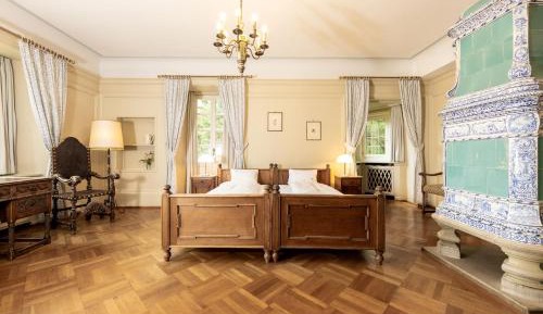 Junior Suite with Balcony
