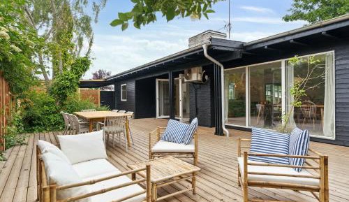 Four-Bedroom Holiday Home