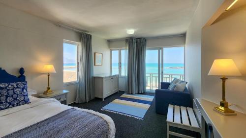 Superior Sea-Facing – twin or Double Room