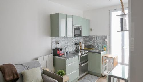 One-Bedroom Apartment