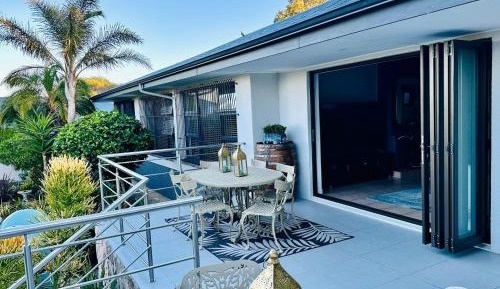 Three-Bedroom Holiday Home 