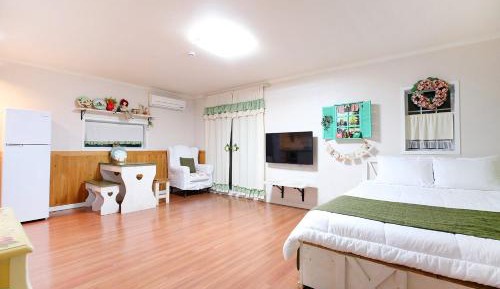 Double Room 2