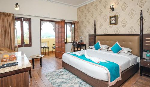 Deluxe King Room