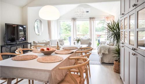 Three-Bedroom Holiday Home 