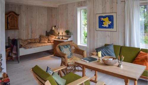 Five-Bedroom Holiday Home