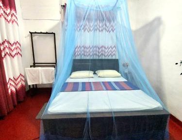 Standard Double Room with Shared Bathroom