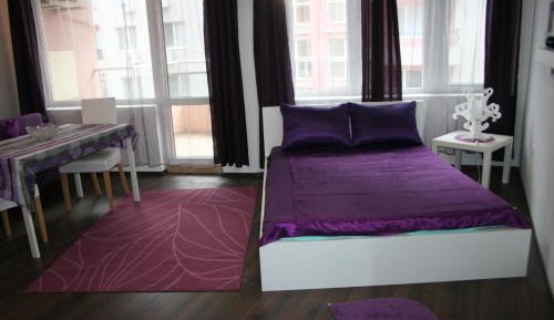 Deluxe Studio with Balcony