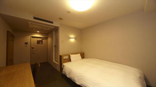 Standard Single Room - Non-Smoking【public bath for male only】