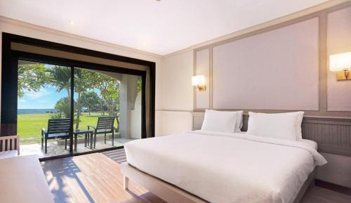 Deluxe Sea View with Terrace - King