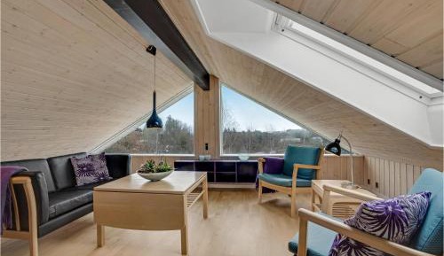Five-Bedroom Holiday Home