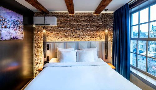 Standard Double Room - City View