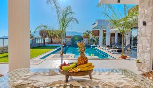 One-Bedroom Villa