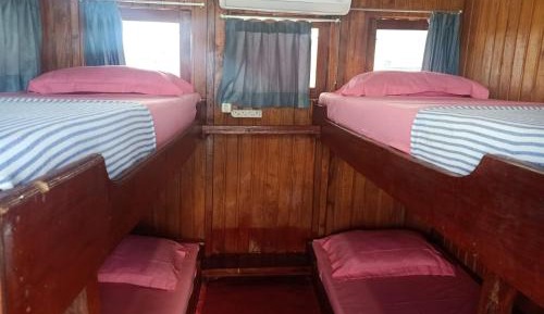 Quadruple Room with Bathroom