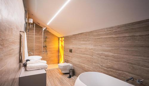 Deluxe Double Room with Castle View