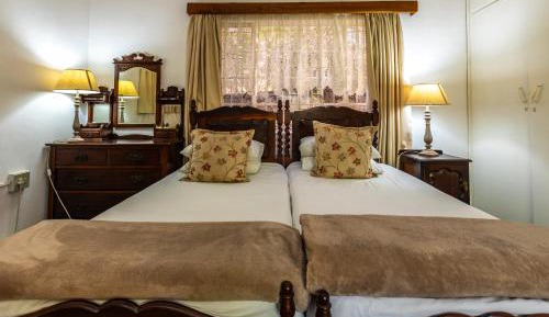 Twin Room with Bathroom