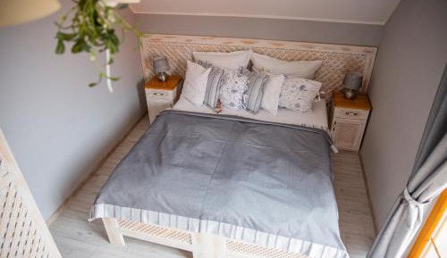 Studio Apartment with Balcony