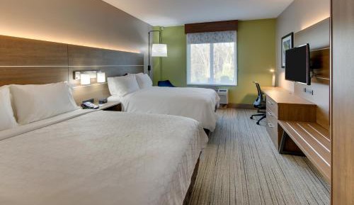 Standard Queen Room with Two Queen Beds