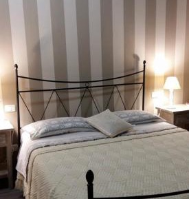 Queen Room with Balcony