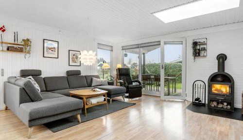 Four-Bedroom Holiday Home