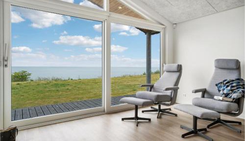 Four-Bedroom Holiday Home