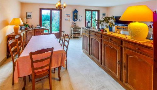 Four-Bedroom Vacation Home