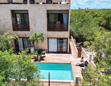 King Room with Pool View