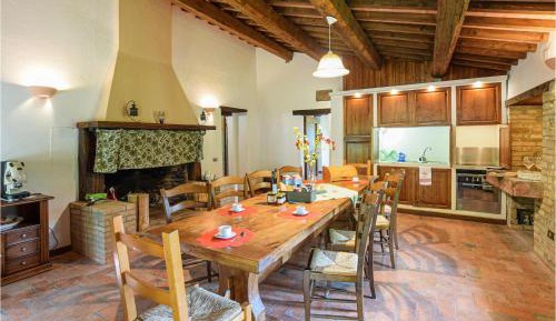 Three-Bedroom Holiday Home 