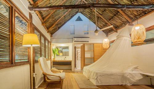 Bungalow with Sea View