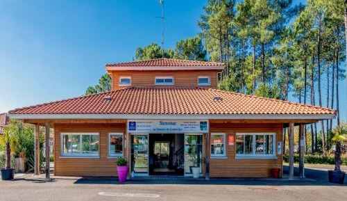 Three-Bedroom Holiday Home 
