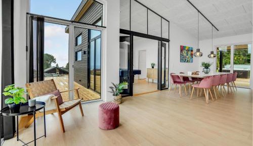 Four-Bedroom Holiday Home